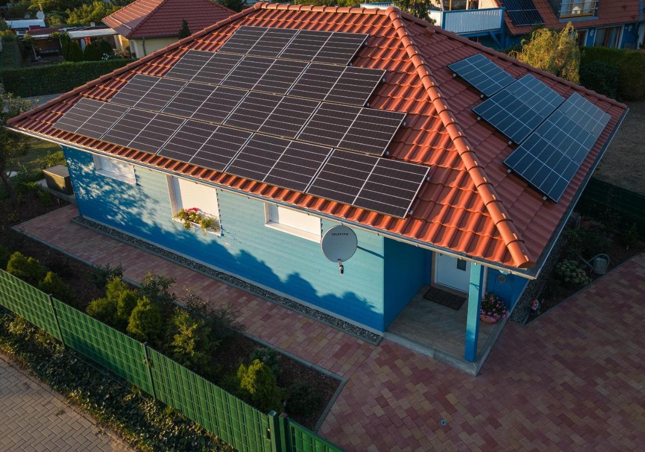 Blaues Ferienhaus ヴェルニゲローデ エクステリア 写真